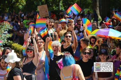 incontri gay la spezia|La Spezia Pride 